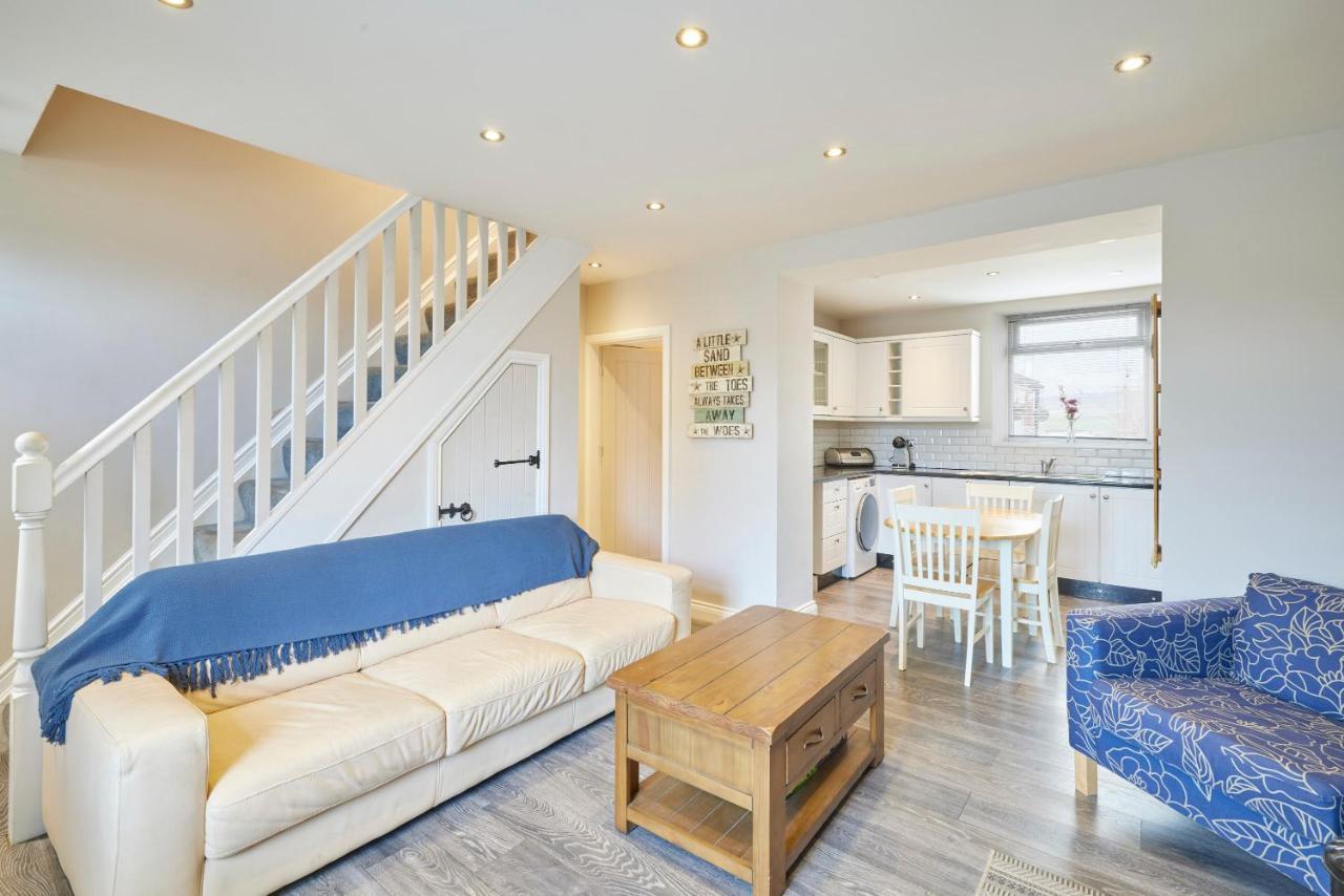 Host & Stay - Kurnell Cottage Staithes Exterior photo